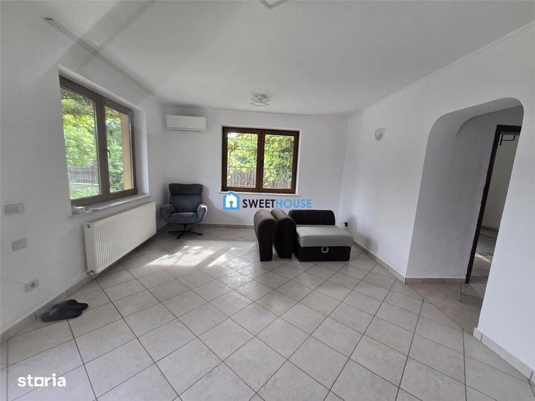 Casă cu 4 camere în Sâmbăta de Jos