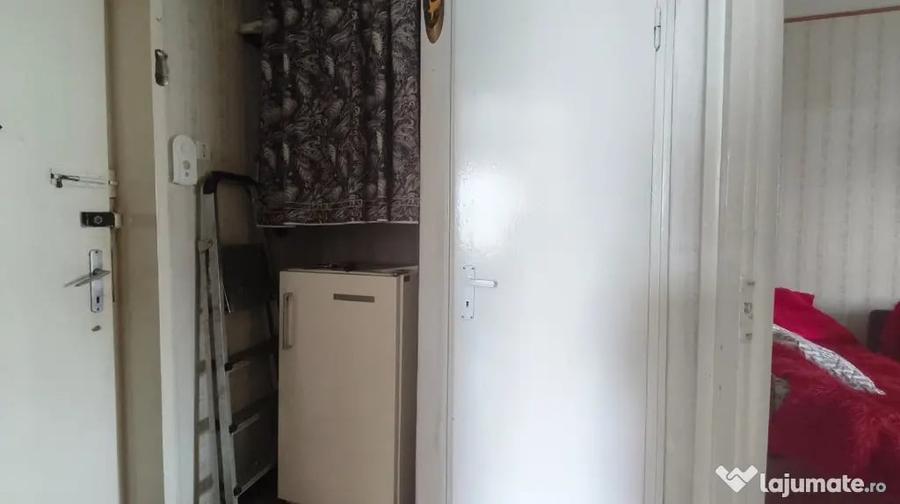 Apartament cu 2 camere decomandat în Zamfirescu
