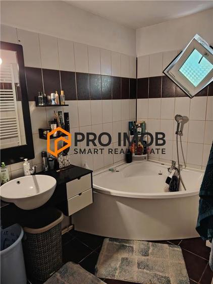 Casă individuală cu 4 camere cu Teren 640 Mp în Stâlpu