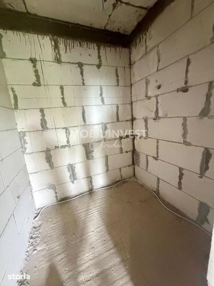 Apartament cu 3 camere în Cetate
