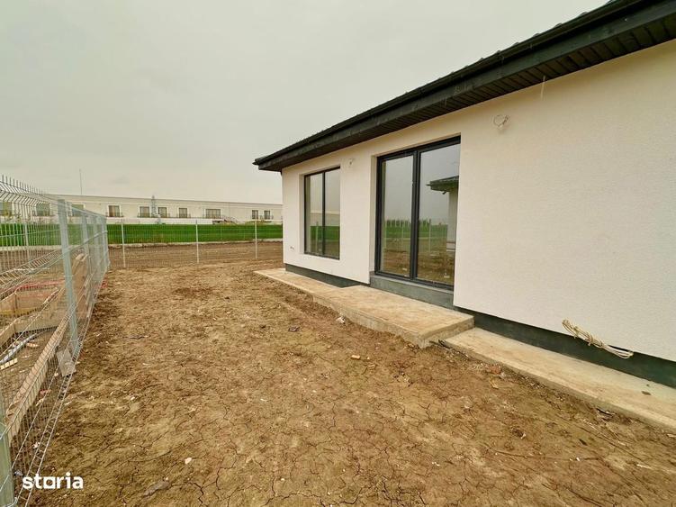 Casă cu 4 camere cu Teren 337 Mp în Dimieni
