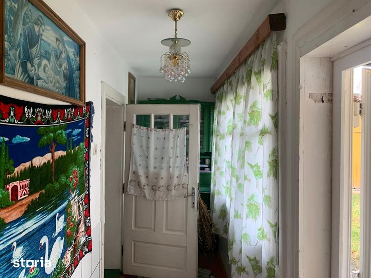 Casă cu 3 camere cu Teren 7600 Mp în Putna