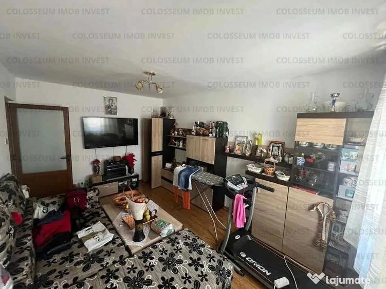 Apartament cu 3 camere decomandat în Bartolomeu