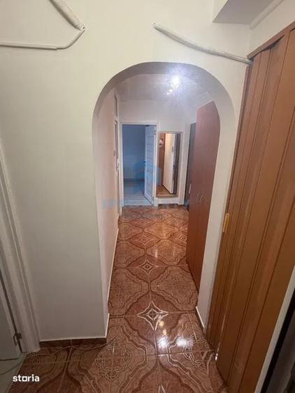 Apartament cu 2 camere decomandat în Crângași