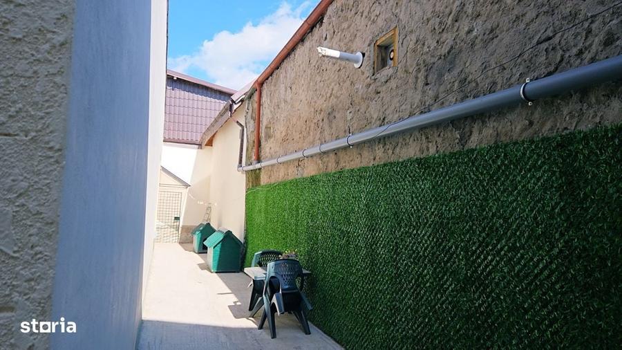 Casa istorica in inima Galatiului - 9
