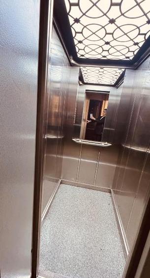 Apartament cu 2 camere semidecomandat în Centrul Civic