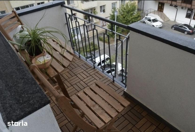 Apartament cu 2 camere semidecomandat în Central