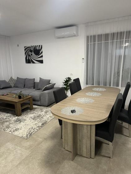 Casă cu 3 camere cu Teren 500 Mp în Central