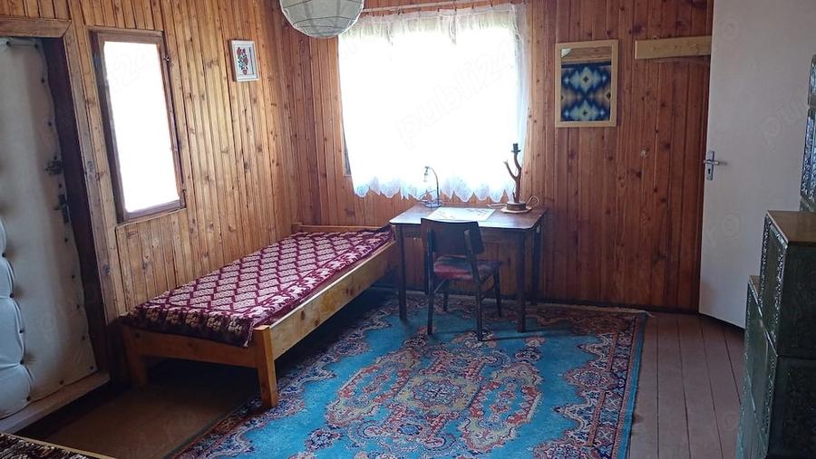 Casă cu 3 camere cu Teren 200 Mp în Câmpu lui Neag