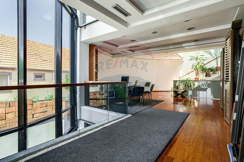 Cladire de birouri Micalaca pe principala, vad si vizibilitate sporita - 28