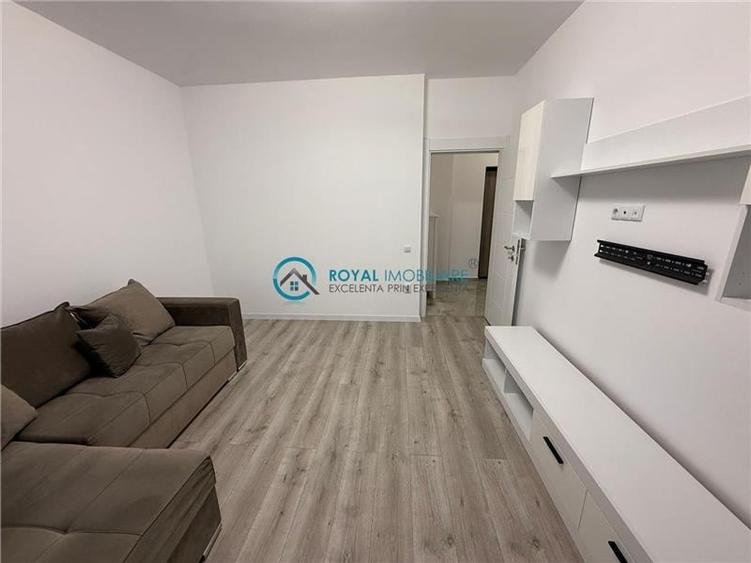 Royal Imobiliare - Vanzare Apartament bloc nou zona Valeni - 2