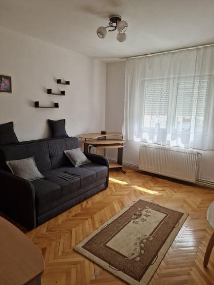 Inchiriez garsoniera str. Ramurele - 6