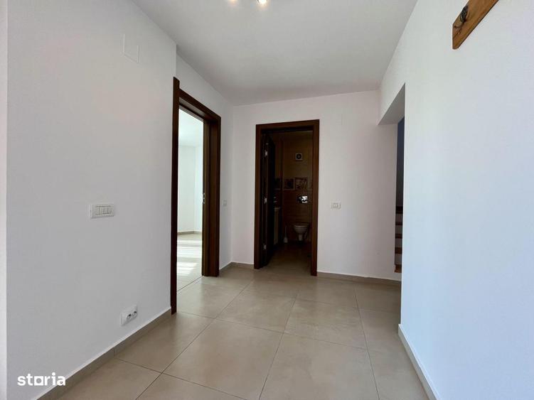 Casa 5 camere, 3 dormitoare, pret corect - 1