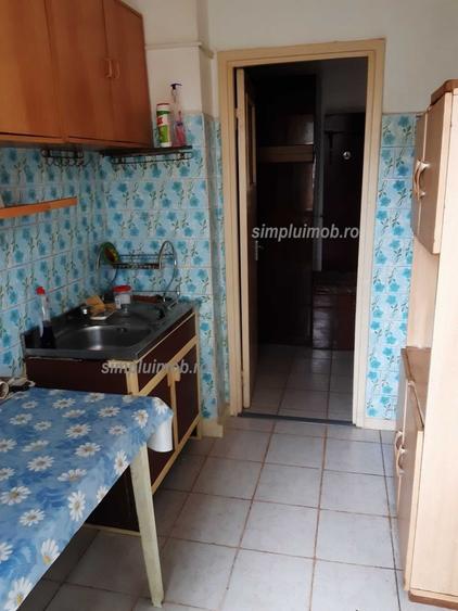 Metrou 1 Decembrie 3 Camere - 3