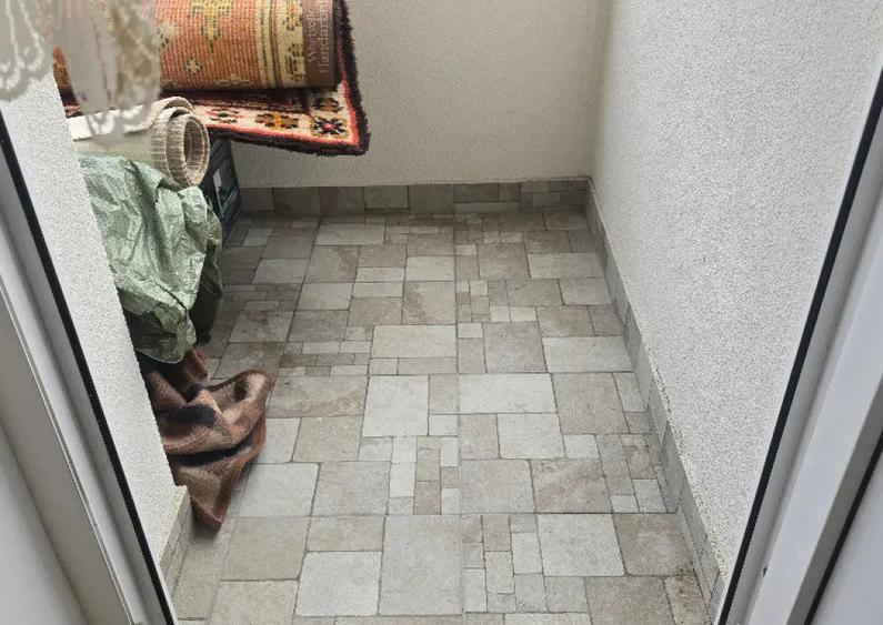 Vand apartament 2 camere, Deva, zona Maxa, etaj 1, mobilat, parcare - 3