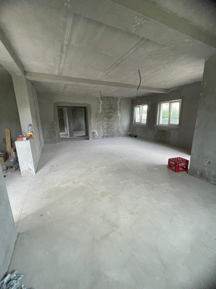 Jumătate de duplex pe parter, Bazos - 3