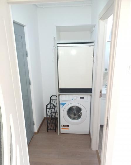 Inchriez apartment cu o camera zona Pia?a Darmanesti - 4