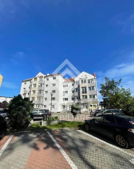 Apartament 3 camere - Zona Sens Apartament 3 camere - Zona Sens