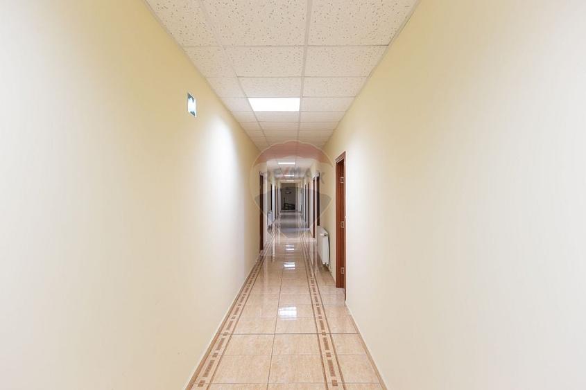 Spatiu comercial de vanzare in Bacau - sediu firma - 6
