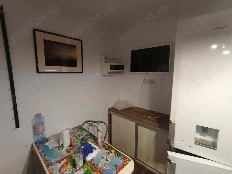 De vanzare apartament 2 camere - 2