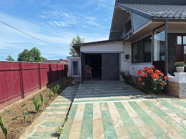 Casa cu teren de vanzare Perieni, Vaslui - 5