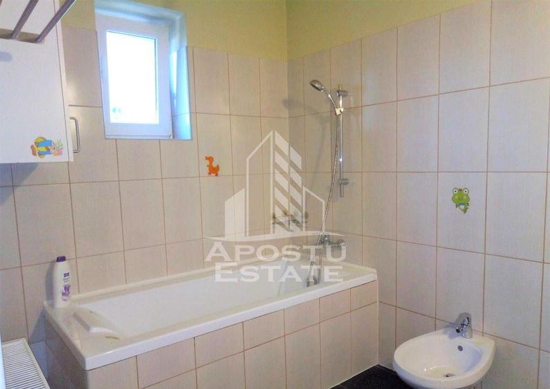 Casa de inchiriat, curte proprie si loc de parcare, zona ... - 11