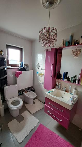 VILA INDIVIDUALA SUPERBA - CU TEREN GENEROS - AMPLASAMENT IDEAL - 44