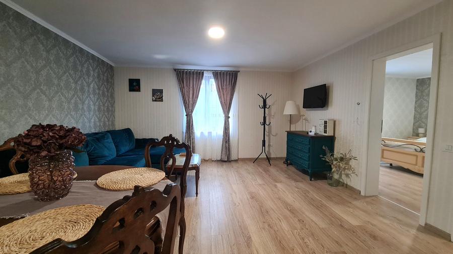 DESCOPERĂ FRUMUSEȚEA BRASOVULUI CASĂ DE LUX CU DOUĂ APARTAMENTE LA CHEIE - SCHEi - 3