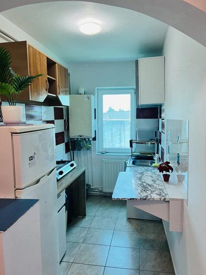 Ofer spre inchirie apartament cu 3 camere cu centrala proprie pe gaz - 5