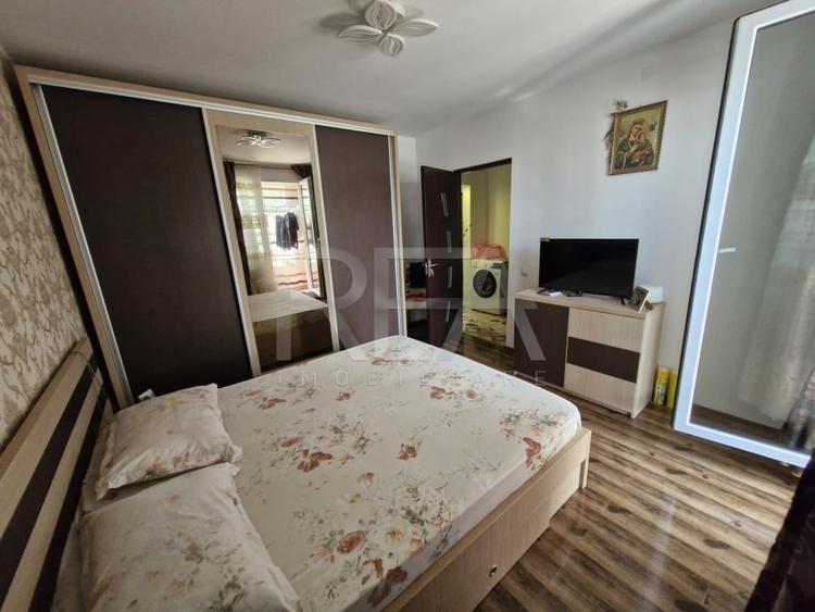 Apartament cu 3 camere foarte aproape de statia de metrou 1 Decembrie 1918 - 12