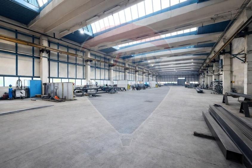 Spațiu industrial de 1,421mp + 103 mp birouri - LANGA AEROPORT BRASOV - 1
