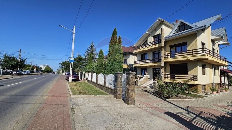 Doua Vile cu teren intravilan de 1080mp in orasul Suceava - 4