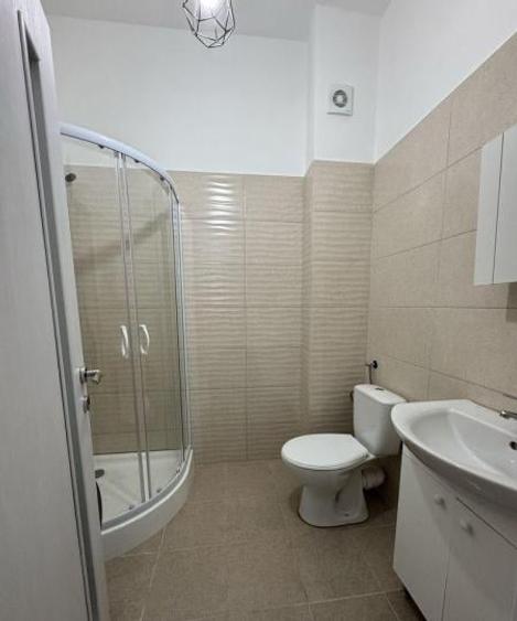 Inchiriez Garsoniera - 2