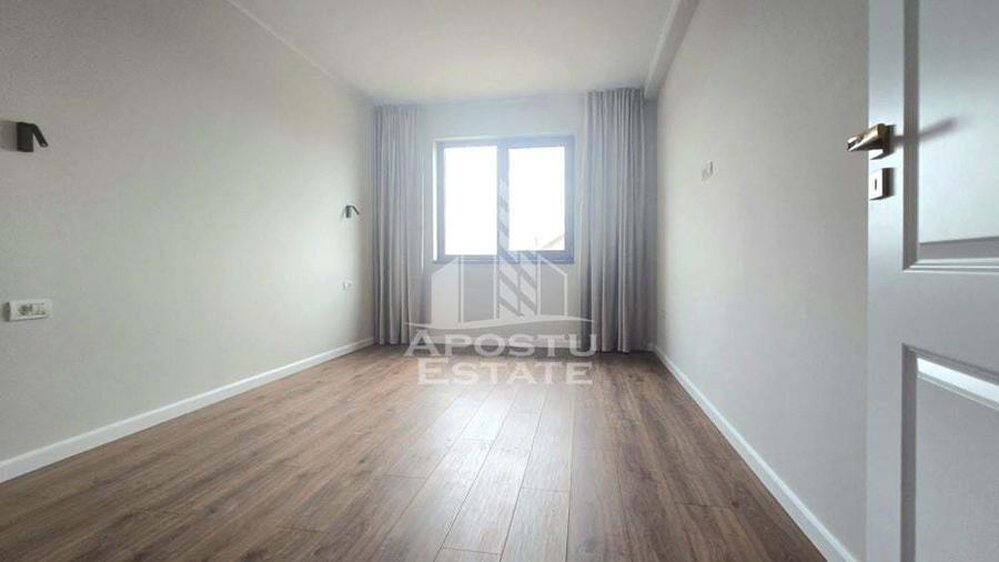 Duplex 5 camere, 3 locuri de parcare, Mosnita Noua - 12