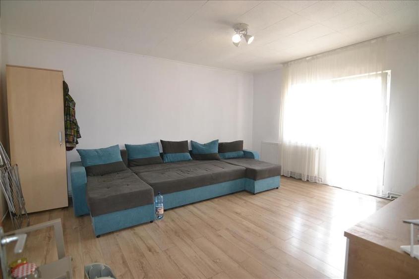 Apartament 3 camere, 2 bai structura mare  Vlahuta -ITC - 1