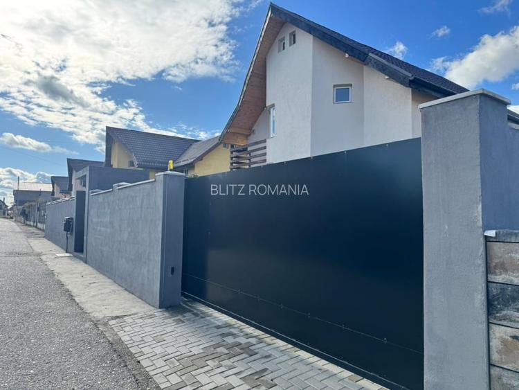 Casa moderna complet renovata, cu curte amenajata si sisteme inteligente