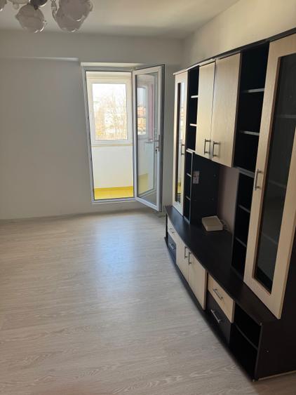 Apartament de vanzare - 3