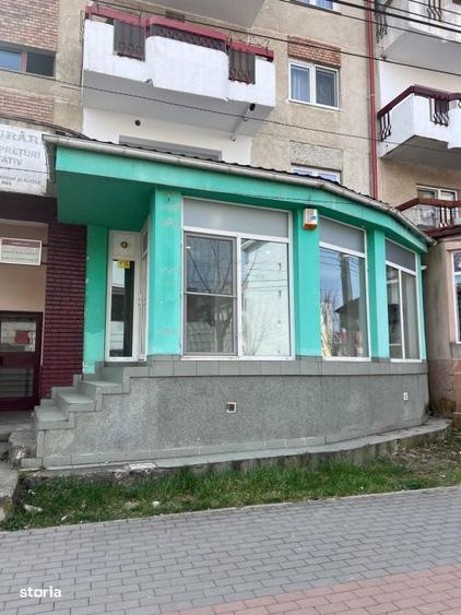 Spatiu comercial 70 mp | 2 intrari | Zona circulata | Vitrina mare - 14