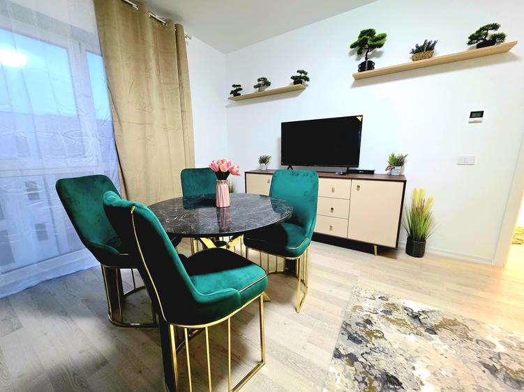 Apartament cu 3 camere, DECOMANDAT, LOC PARCARE INCLUS, zona Moara de Vant - 2