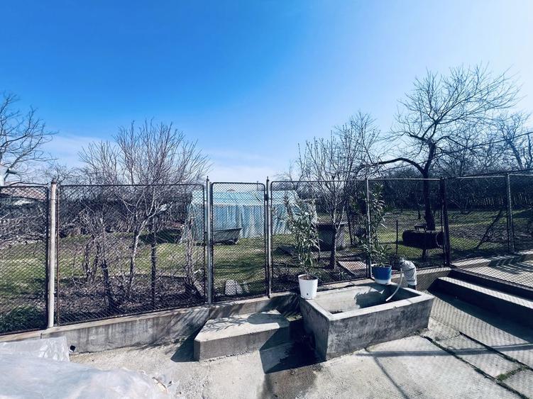 Casă cu 4 camere în Pătulele