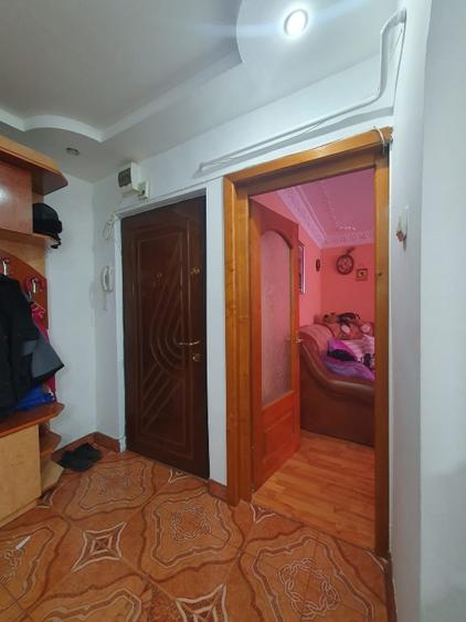 Apartament 2 camere zona Bulevard / Biserica Sf. Vineri , etaj 1 - 9