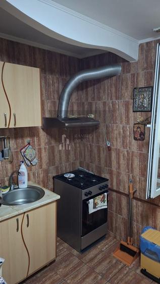 Apartament 4 camere decomandat Titan - 5