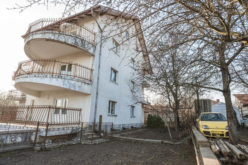 Oportunitate Exclusivă de Investiție în Câmpina Muscel Vila 12+ camere 750 mp - 5