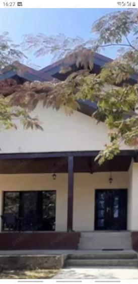 Casa de vanzare - 1