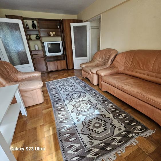 Apartament cu 2 camere semidecomandat în Câmpia Libertății