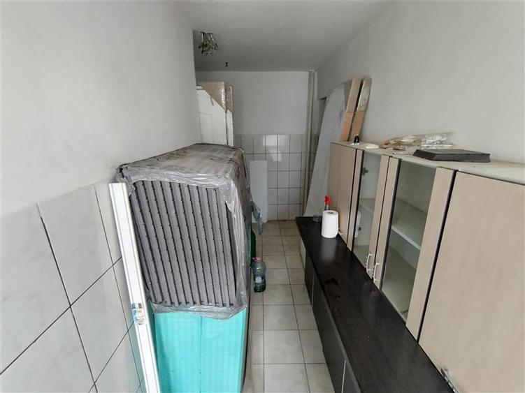 Oravita | Apt.2 Cam | Etj.1 | Zona Pompieri | Pret Negociabil - 18