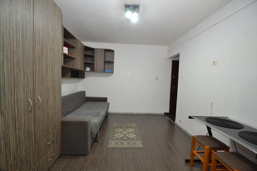 garsoniera, zona Lipovei, cu centrala, la parter - 7