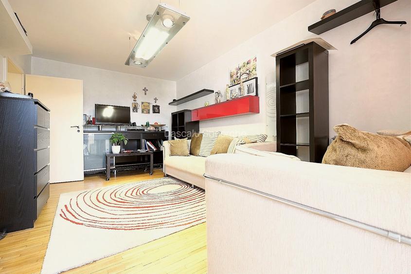 DOAMNA GHICA, apartament superb 3 camere decomandate, mobilate si utilate