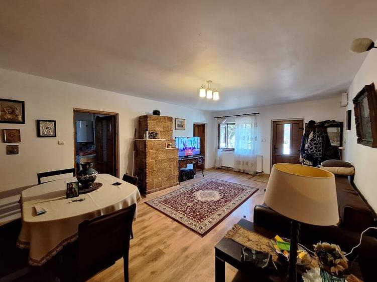 Frumusani, casa 6 camere 1000 mp teren DN4 2 centrale gaz 2 bucatarii - 15