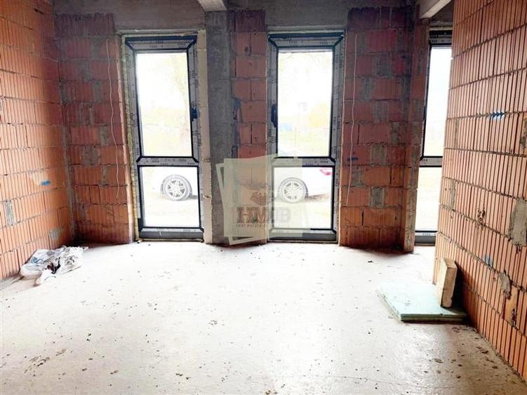 Casa individuala cu 4 camere 3 bai si 390 mp teren in Sura Mica - 4